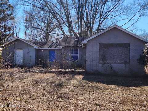 Chapman, JACKSON, MS 39204