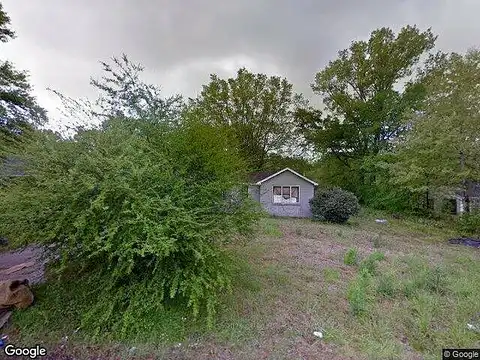 Chapman, JACKSON, MS 39204