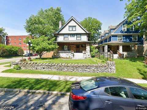Walnut, KANSAS CITY, MO 64111