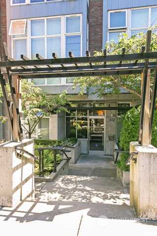 19Th Avenue Unit 306, Seattle, WA 98122
