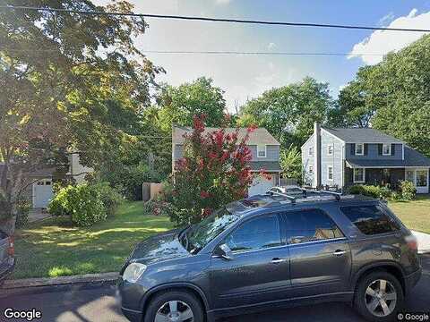 Linden, HATBORO, PA 19040