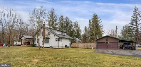 Skaar, MILL HALL, PA 17751