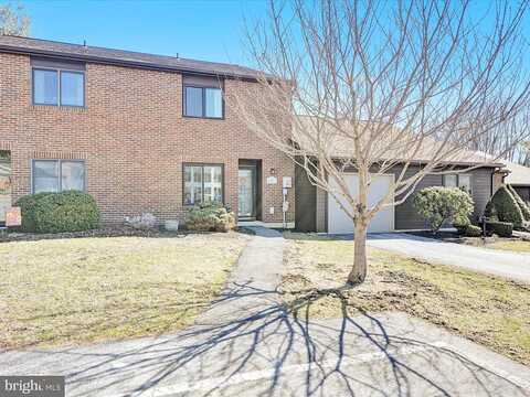 Village, ORWIGSBURG, PA 17961