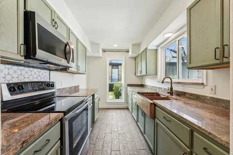Country Creek, DALLAS, TX 75236
