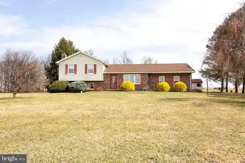 Juli, NEW FREEDOM, PA 17349