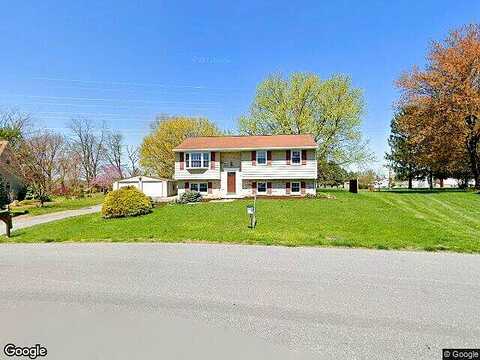 Pleasant, NEW HOLLAND, PA 17557