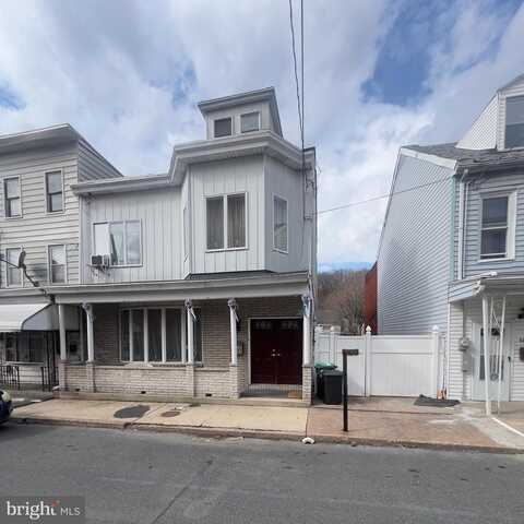 E Market St, MAHANOY CITY, PA 17948