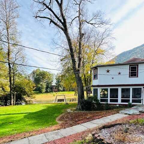 Side, JERSEY SHORE, PA 17740