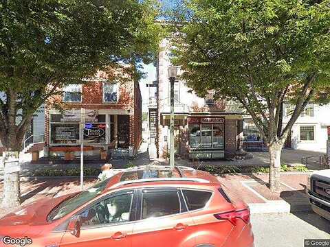 East, HUMMELSTOWN, PA 17036