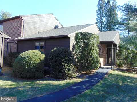 Village, ORWIGSBURG, PA 17961
