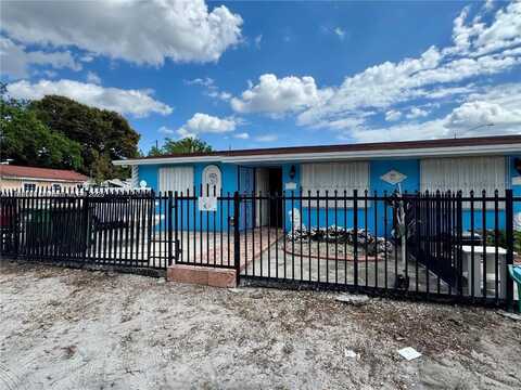 3121 NW 103rd St, Miami, FL 33147