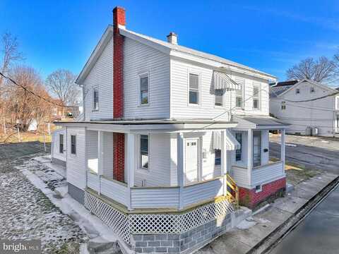 Race, MILLERSBURG, PA 17061