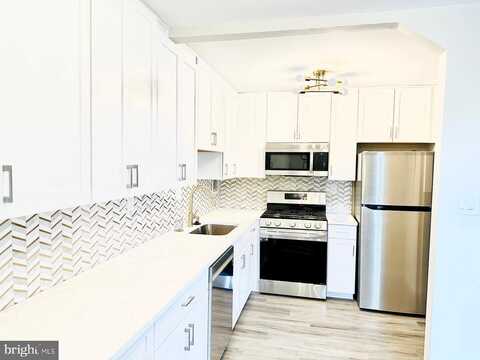 Cherry Hill, ARLINGTON, VA 22207