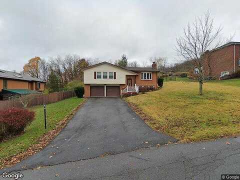 Robin, BLUEFIELD, VA 24605