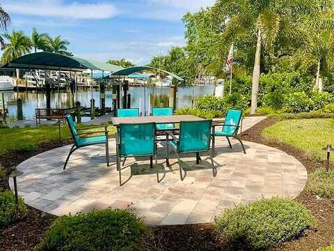Holly, SARASOTA, FL 34243