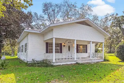 4Th, LAUREL HILL, FL 32567