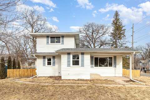Spruce, MOUND, MN 55364