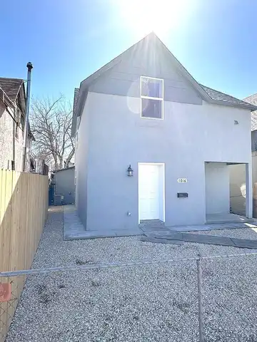 10Th, PUEBLO, CO 81001