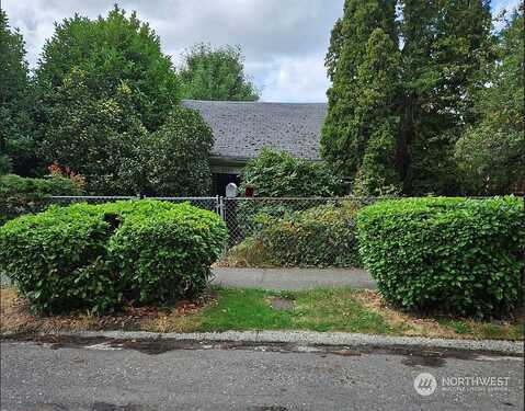 36Th, SEATTLE, WA 98144