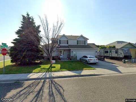 Young, KENNEWICK, WA 99336