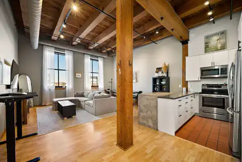 5Th, SAINT PAUL, MN 55101