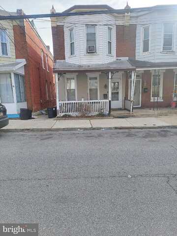 Pine, DARBY, PA 19023