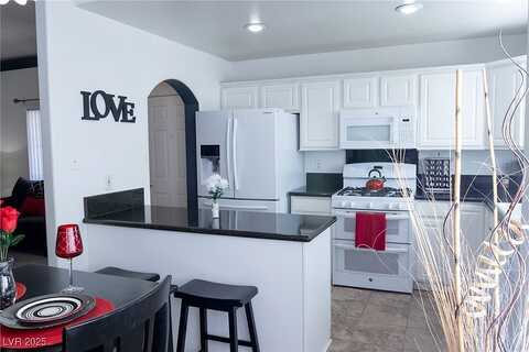 Pine Pointe, LAS VEGAS, NV 89144