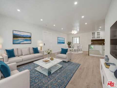 Cynthia, WEST HOLLYWOOD, CA 90069