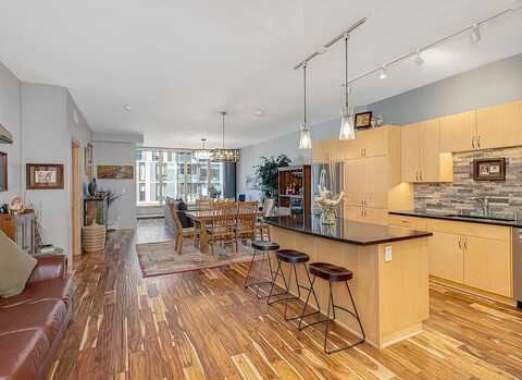 10Th, MINNEAPOLIS, MN 55415
