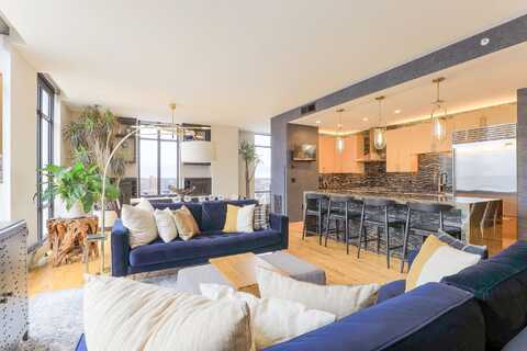 11Th, MINNEAPOLIS, MN 55403