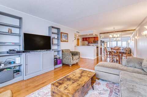 1St, MINNEAPOLIS, MN 55454