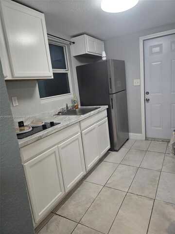 123 NW 59th St, Miami, FL 33127
