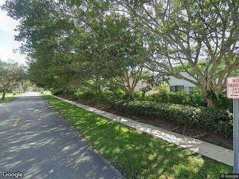207Th, PEMBROKE PINES, FL 33029