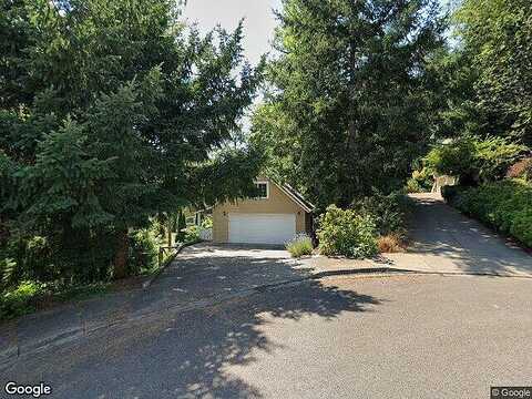 52Nd, EUGENE, OR 97405