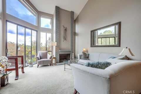 Lene, MISSION VIEJO, CA 92692