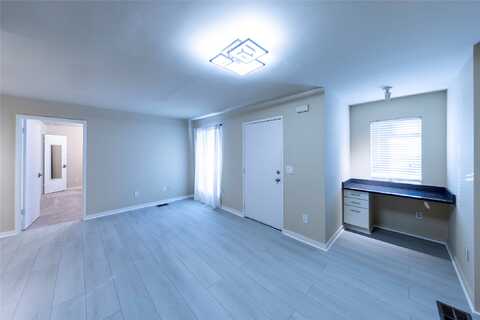 Travis, DALLAS, TX 75205