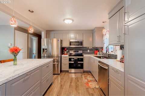 144Th, VANCOUVER, WA 98684