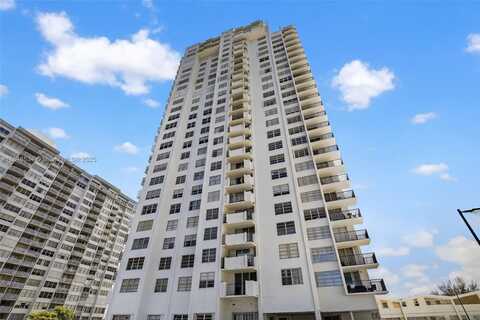 2750 NE 183rd St, Aventura, FL 33160