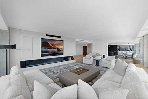 10155 Collins Ave, Bal Harbour, FL 33154