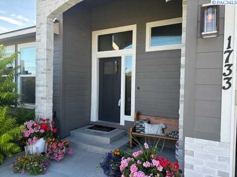Currant, KENNEWICK, WA 99338