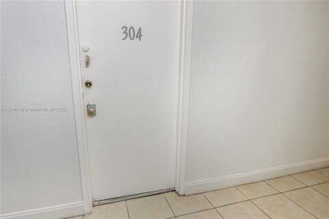 9001 SW 77th Ave, Miami, FL 33156