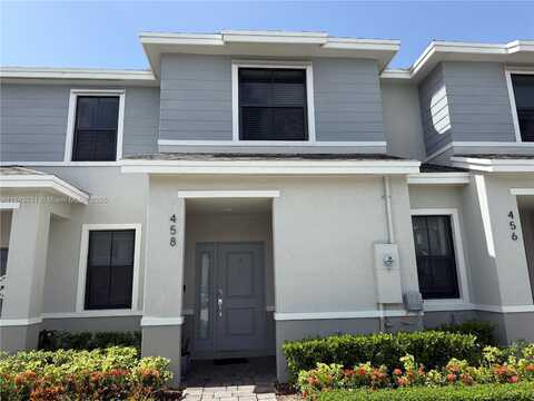 458 NE 12th St, Florida City, FL 33034