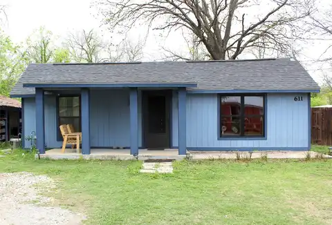 Minnie, STEPHENVILLE, TX 76401