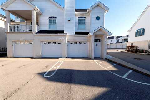 Adams Pointe, MARS, PA 16046