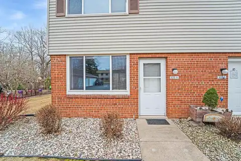 West, APPLETON, WI 54915