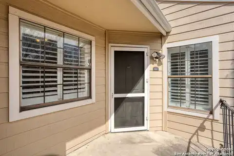 Vance Jackson, SAN ANTONIO, TX 78230