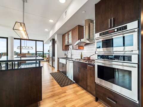 Portland, MINNEAPOLIS, MN 55415