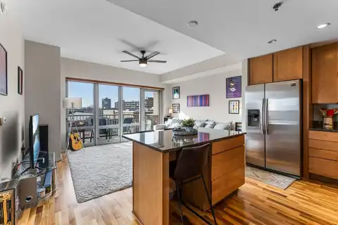 Portland, MINNEAPOLIS, MN 55404
