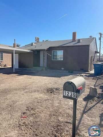 Heil, EL CENTRO, CA 92243