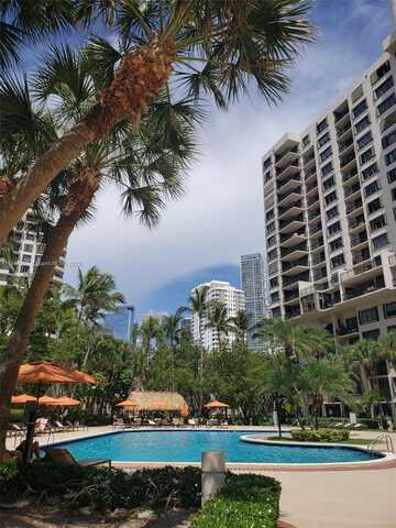 540 Brickell Key Dr, Miami, FL 33131